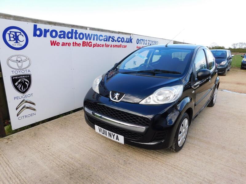View PEUGEOT 107 1.0 12V Urban Automatic