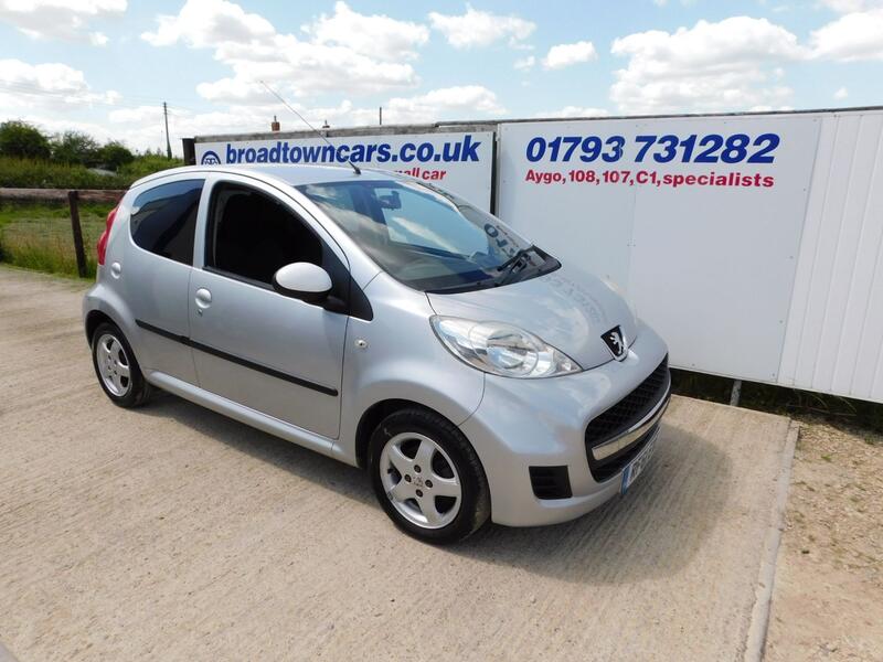 PEUGEOT 107