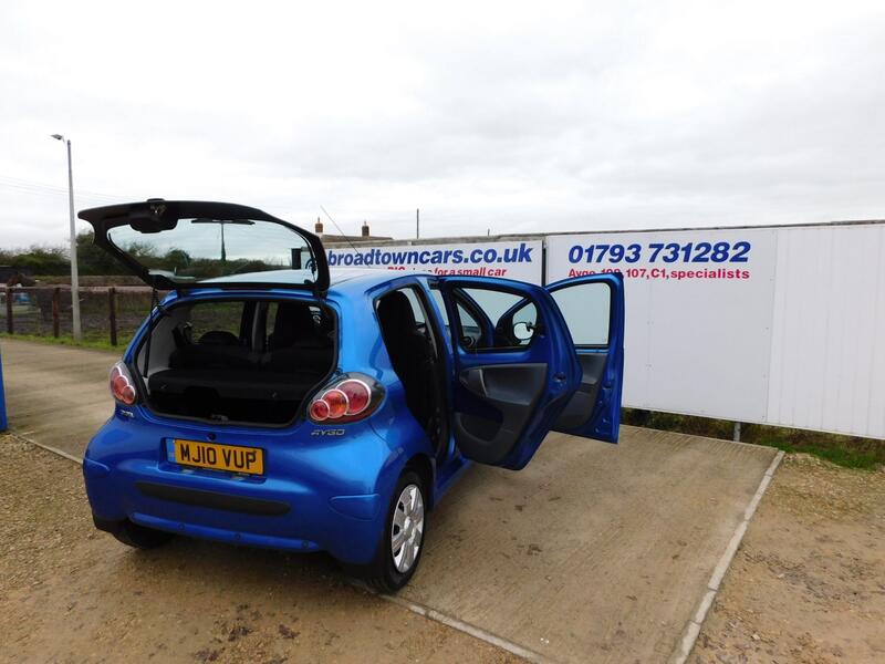 TOYOTA AYGO