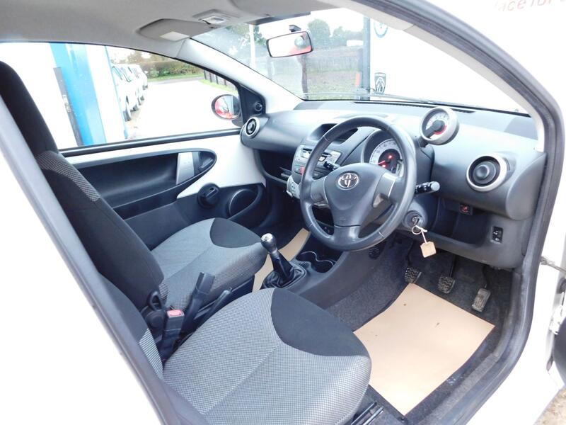 TOYOTA AYGO