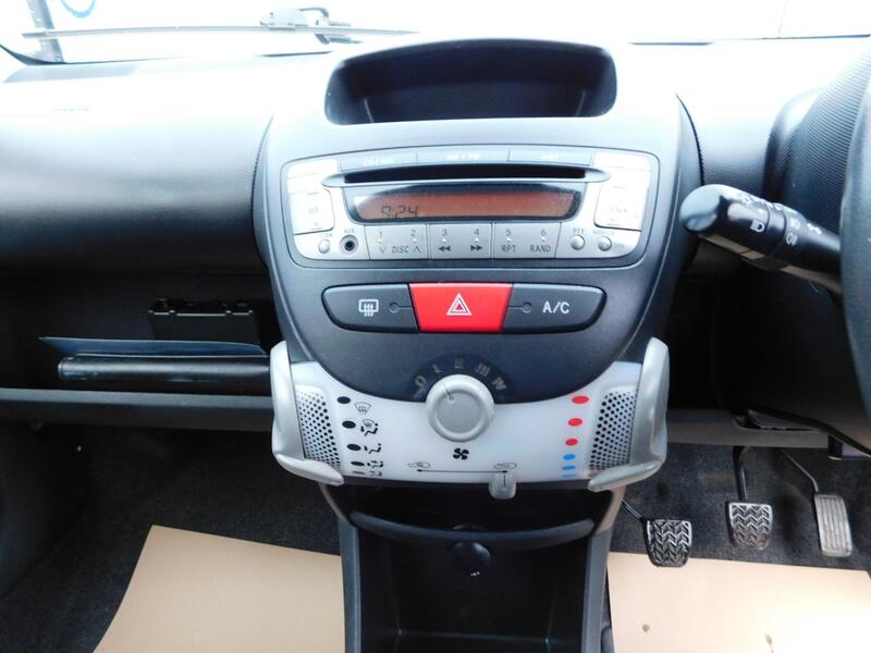 TOYOTA AYGO