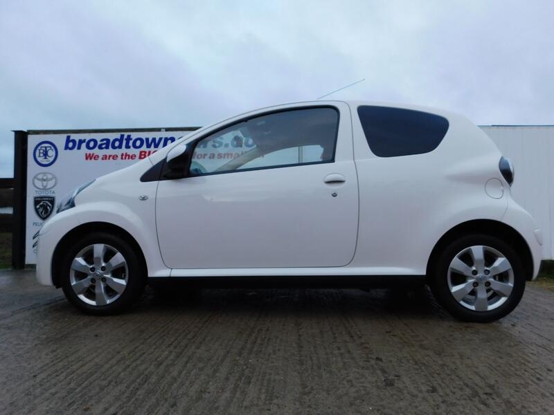 TOYOTA AYGO