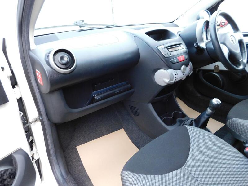 TOYOTA AYGO