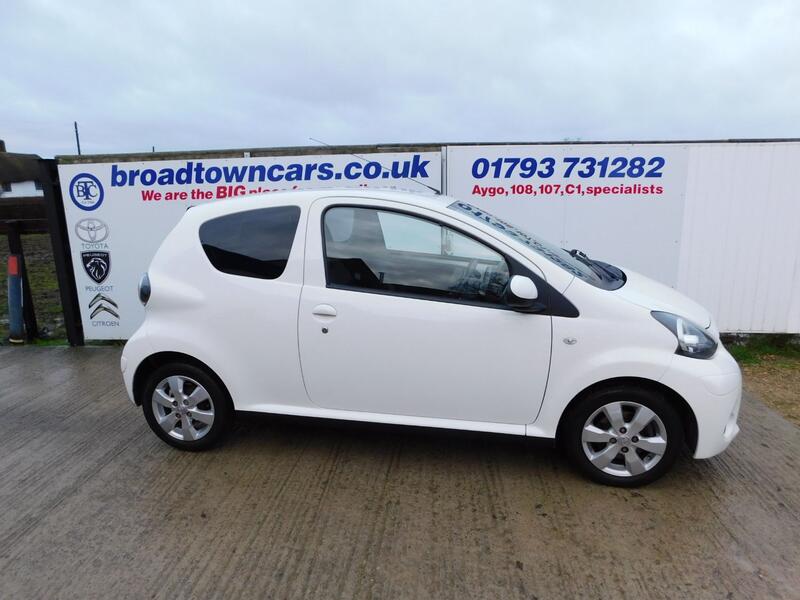 TOYOTA AYGO