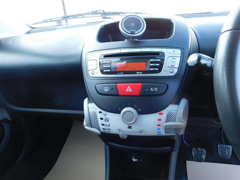 TOYOTA AYGO