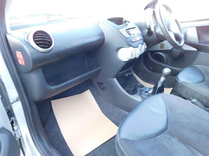 TOYOTA AYGO