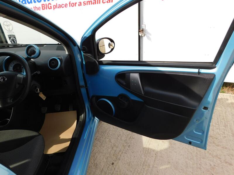 TOYOTA AYGO