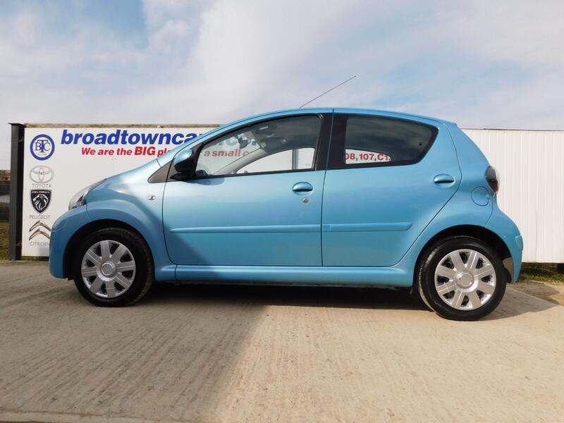 TOYOTA AYGO