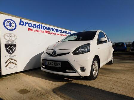 TOYOTA AYGO 1.0 VVT-i Fire