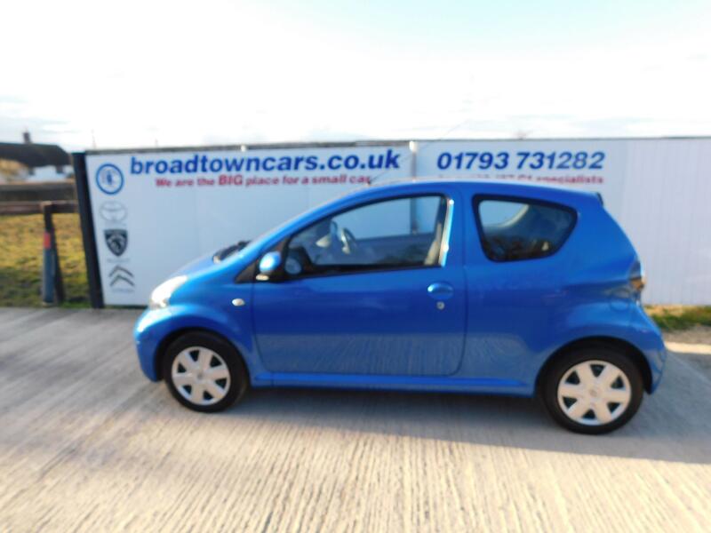 View TOYOTA AYGO 1.0 VVT-i Blue