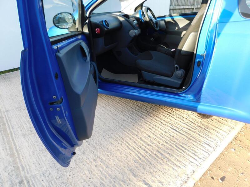 TOYOTA AYGO