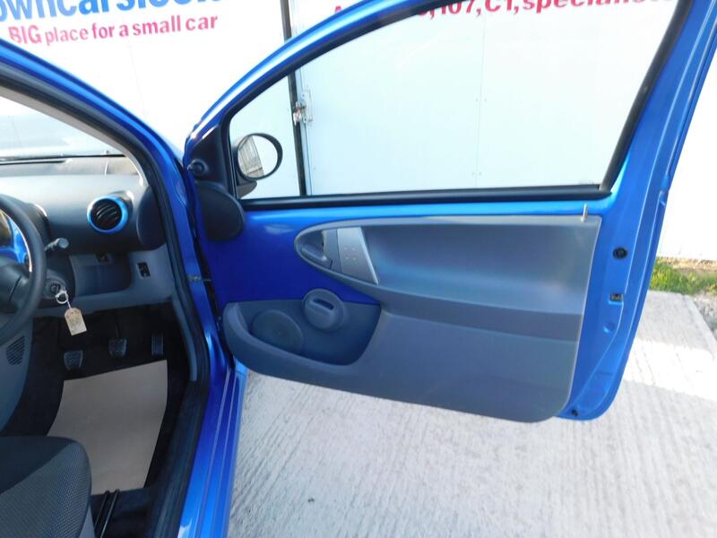 TOYOTA AYGO