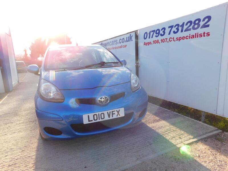TOYOTA AYGO