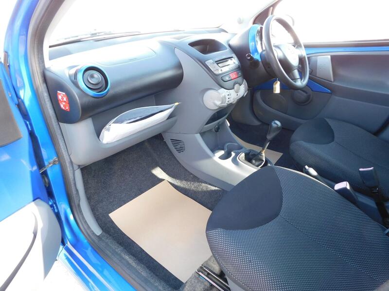 TOYOTA AYGO