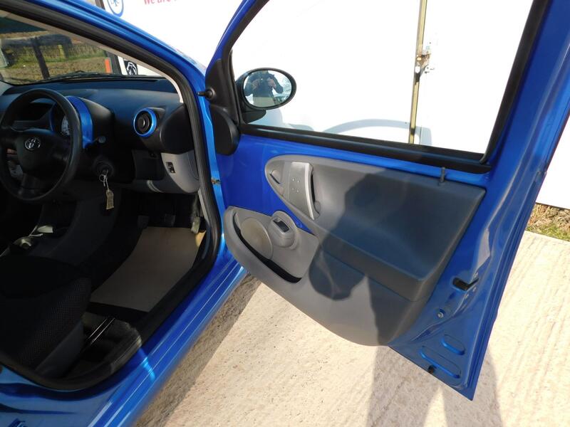 TOYOTA AYGO