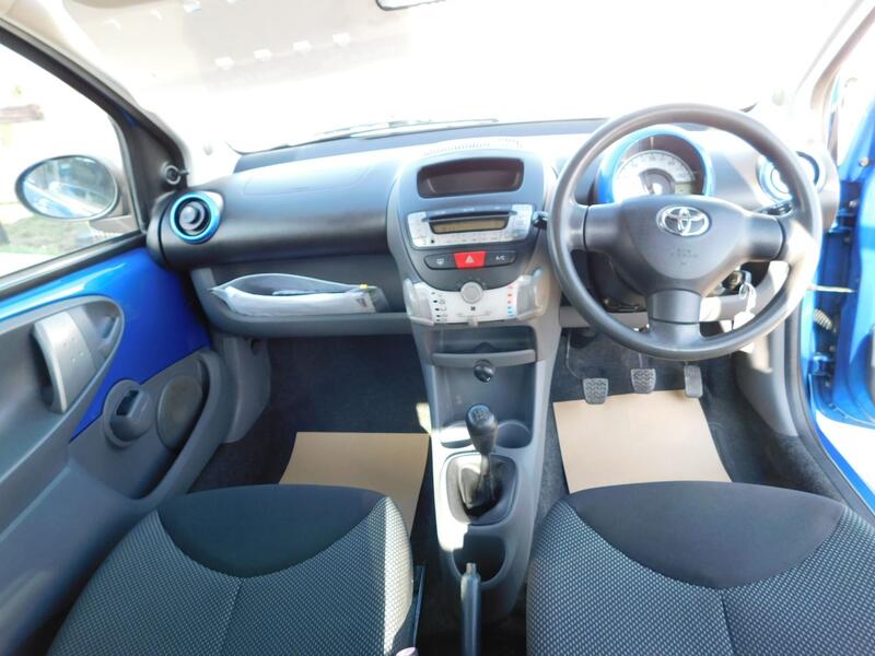 TOYOTA AYGO