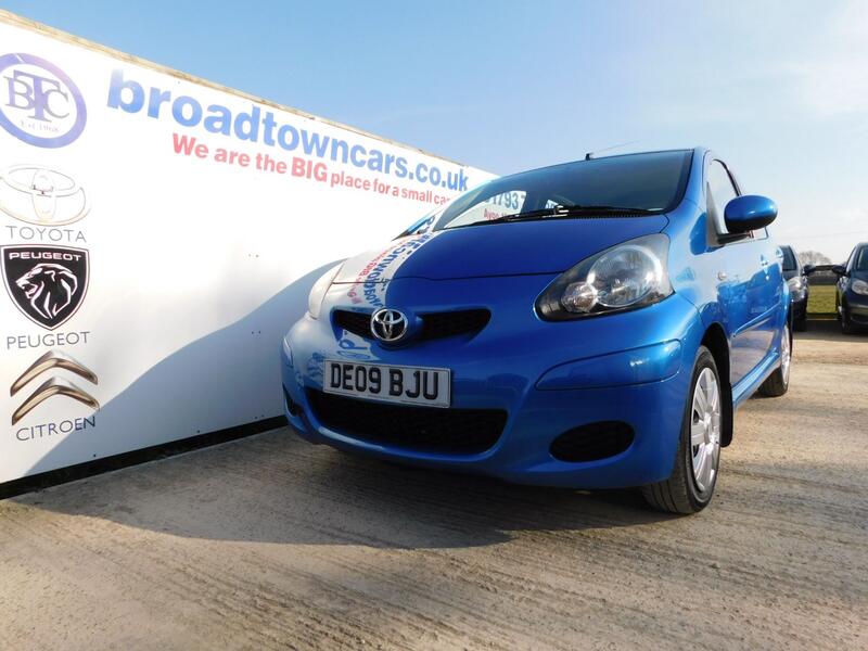 View TOYOTA AYGO 1.0 VVT-i Blue