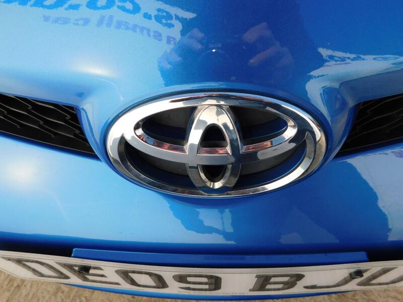 TOYOTA AYGO