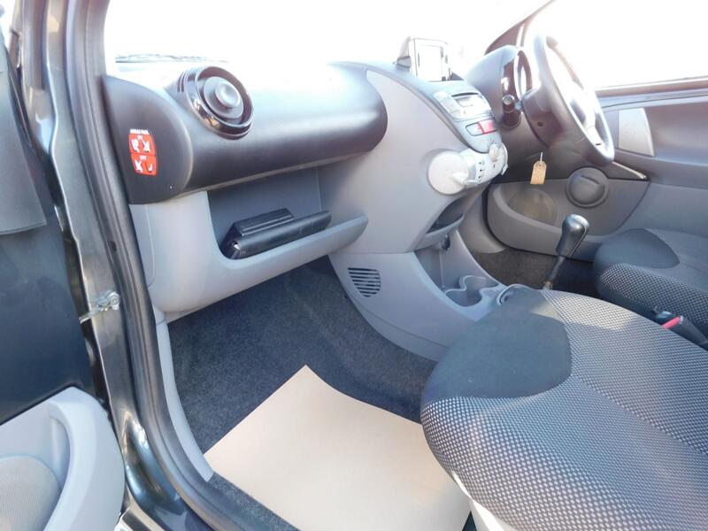 TOYOTA AYGO