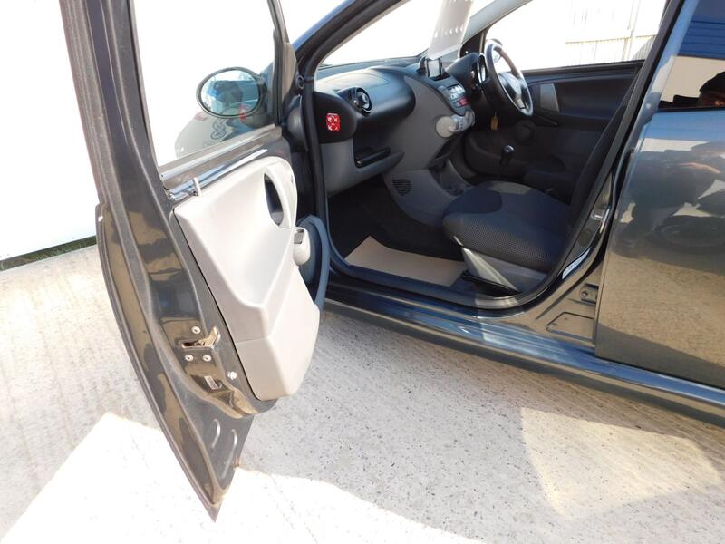TOYOTA AYGO