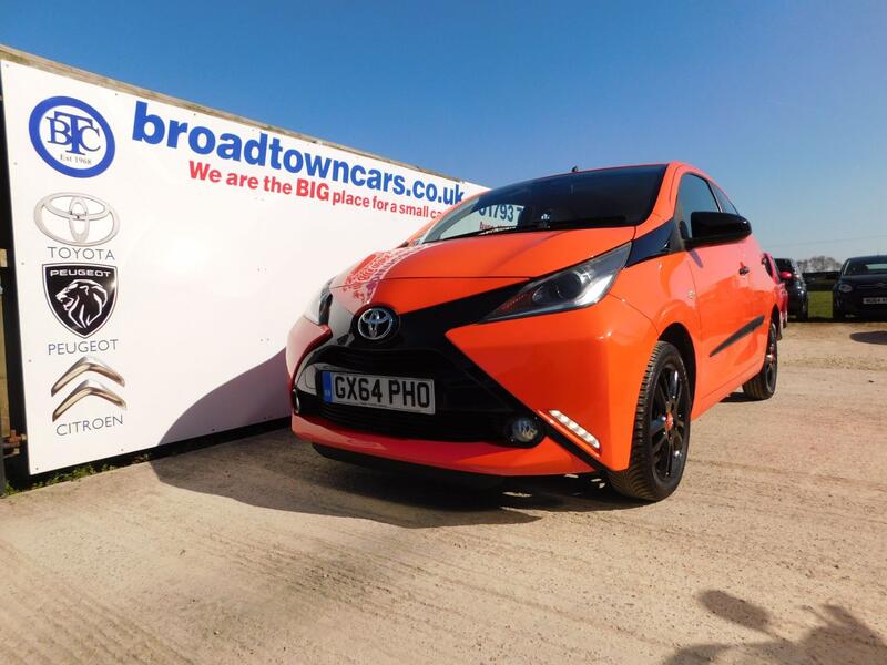 View TOYOTA AYGO 1.0 VVT-i x-cite