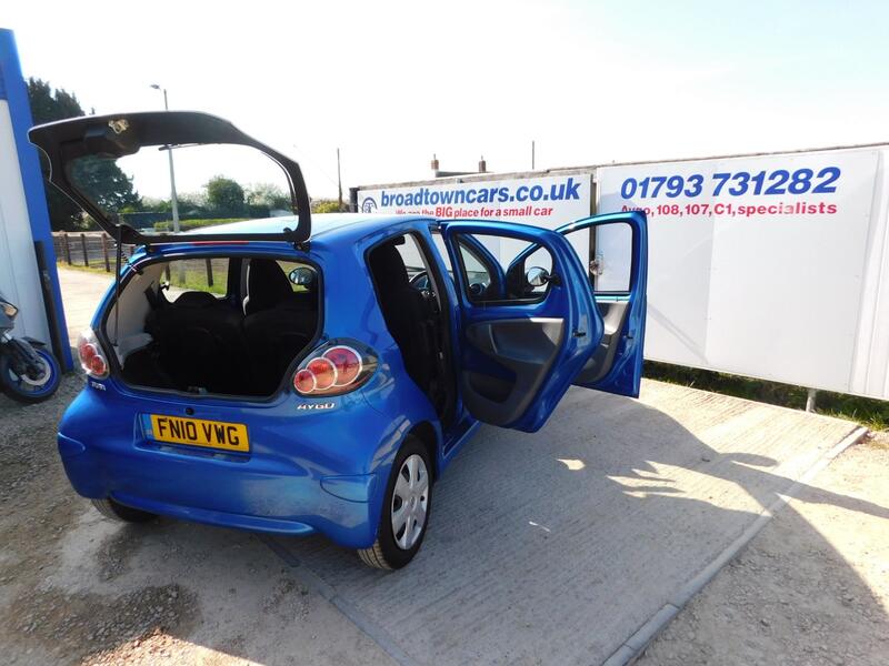 TOYOTA AYGO