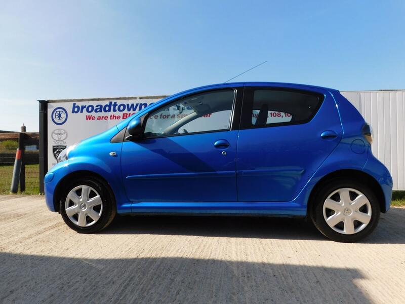 View TOYOTA AYGO 1.0 VVT-i Blue
