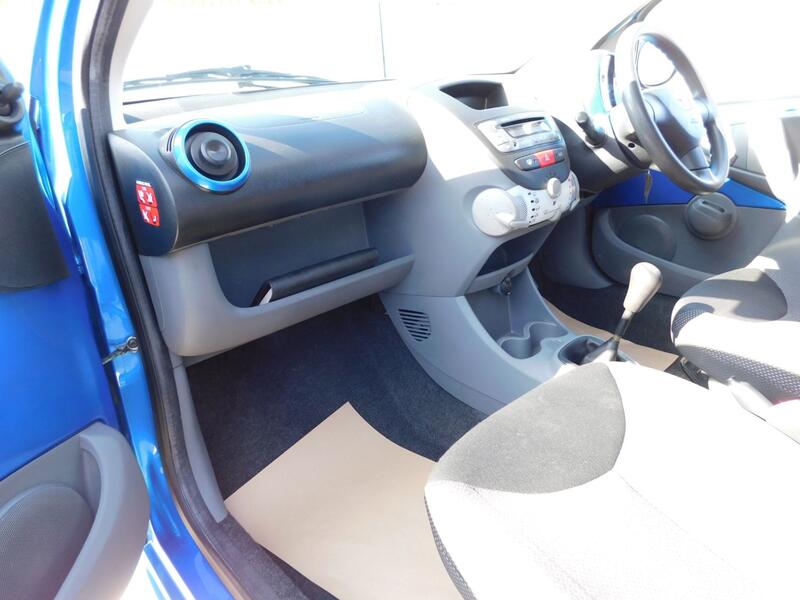 TOYOTA AYGO