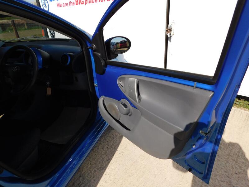 TOYOTA AYGO