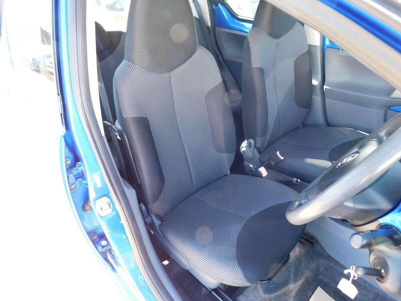 TOYOTA AYGO