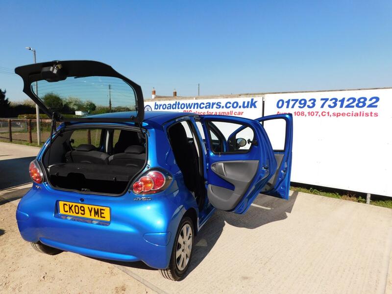 TOYOTA AYGO