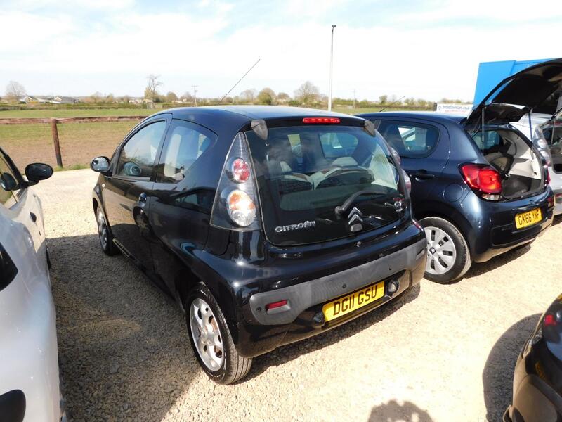 View CITROEN C1 1.0 i VTR+