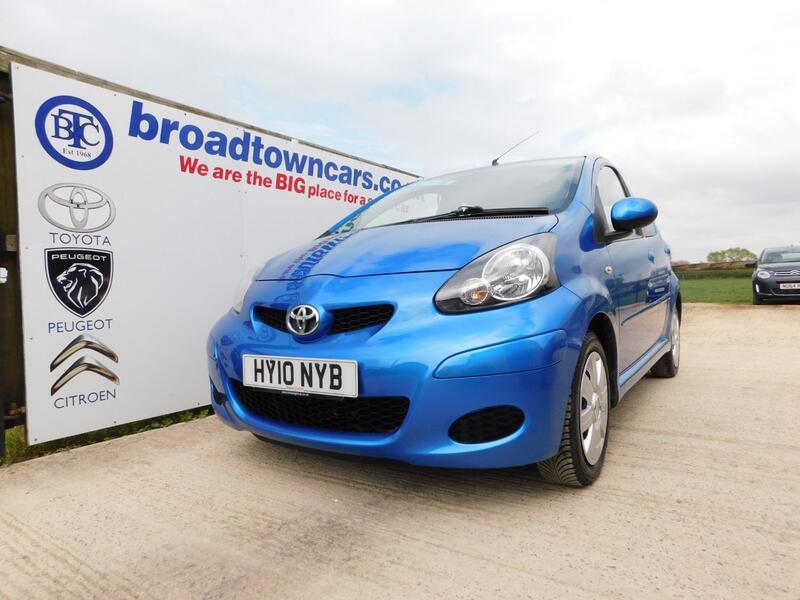 View TOYOTA AYGO 1.0 VVT-i Blue Automatic