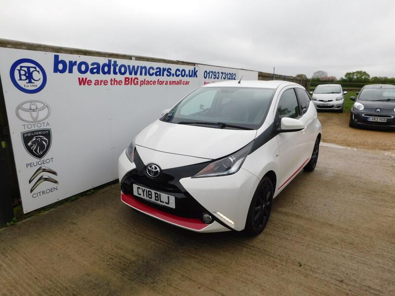 View TOYOTA AYGO 1.0 VVT-i x-press