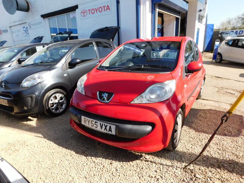 View PEUGEOT 107 1.0 12V Urban