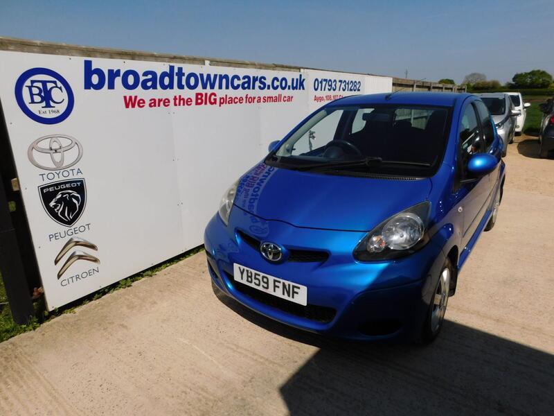 View TOYOTA AYGO 1.0 VVT-i Blue