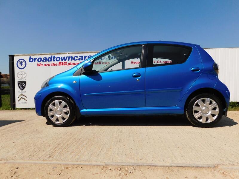 TOYOTA AYGO