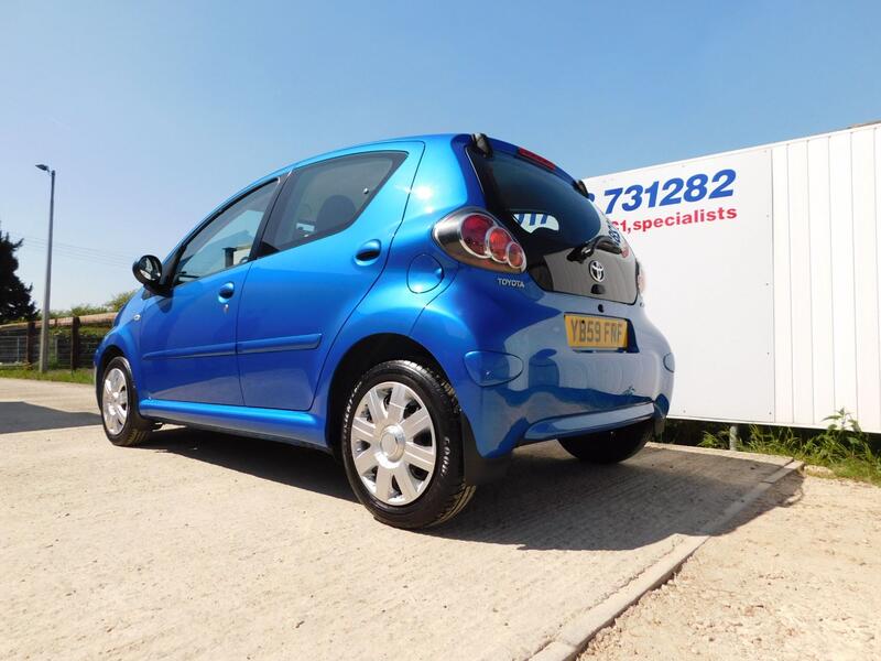 TOYOTA AYGO