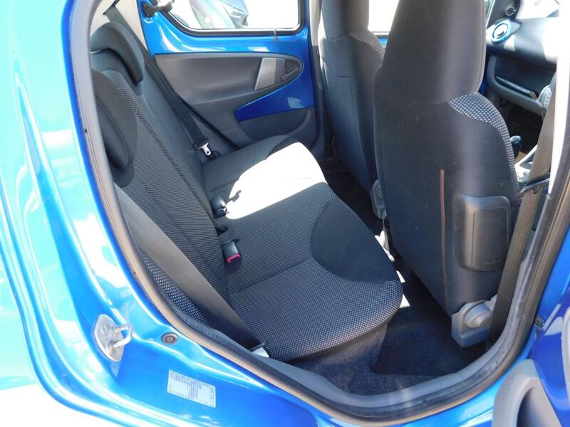 TOYOTA AYGO