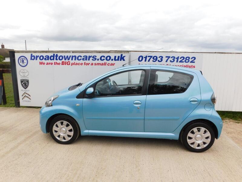 View TOYOTA AYGO 1.0 VVT-i Move