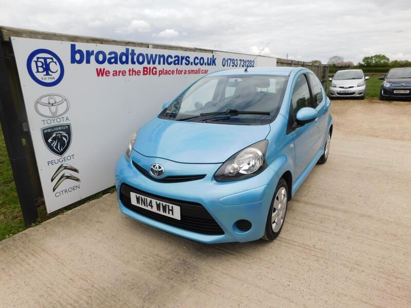 View TOYOTA AYGO 1.0 VVT-i Move