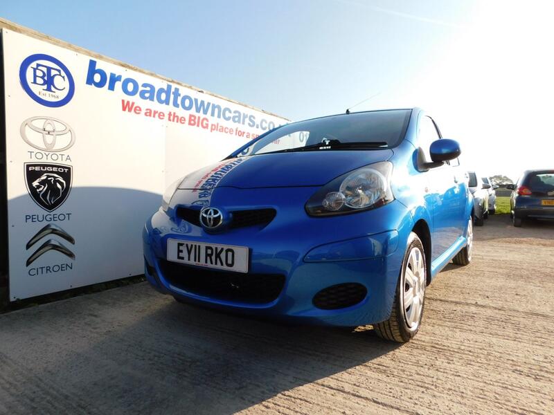View TOYOTA AYGO 1.0 VVT-i Blue