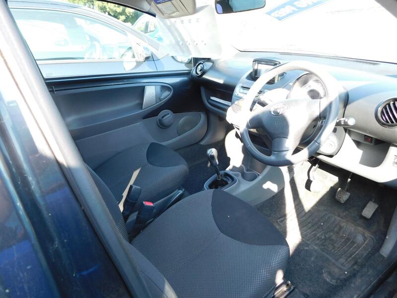View TOYOTA AYGO 1.0 VVT-i Go