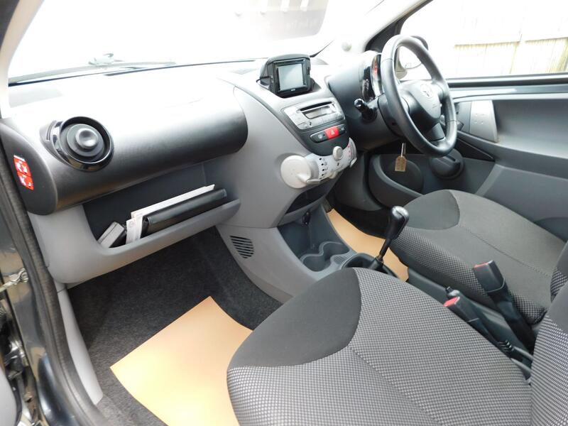 TOYOTA AYGO
