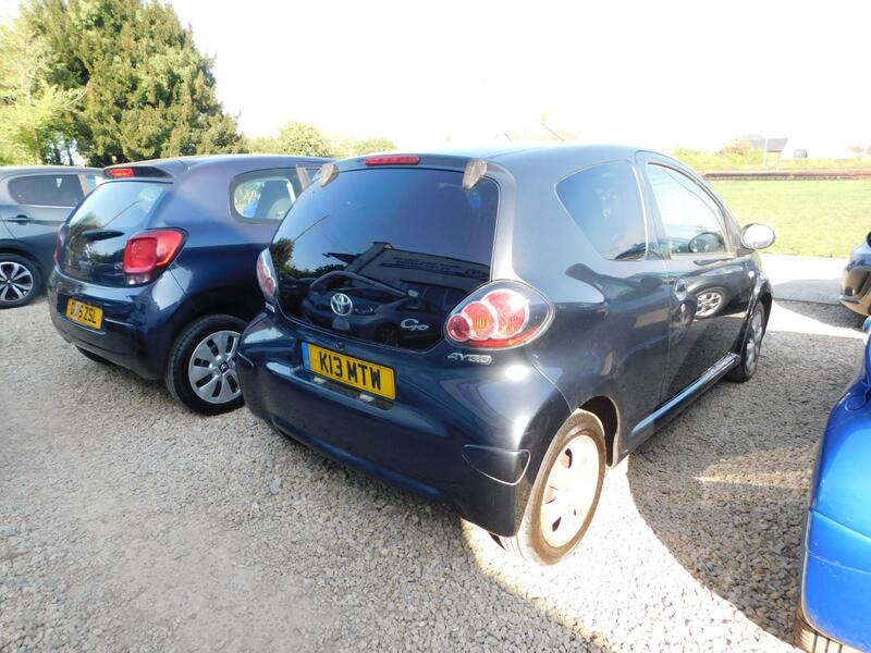 View TOYOTA AYGO 1.0 VVT-i Go