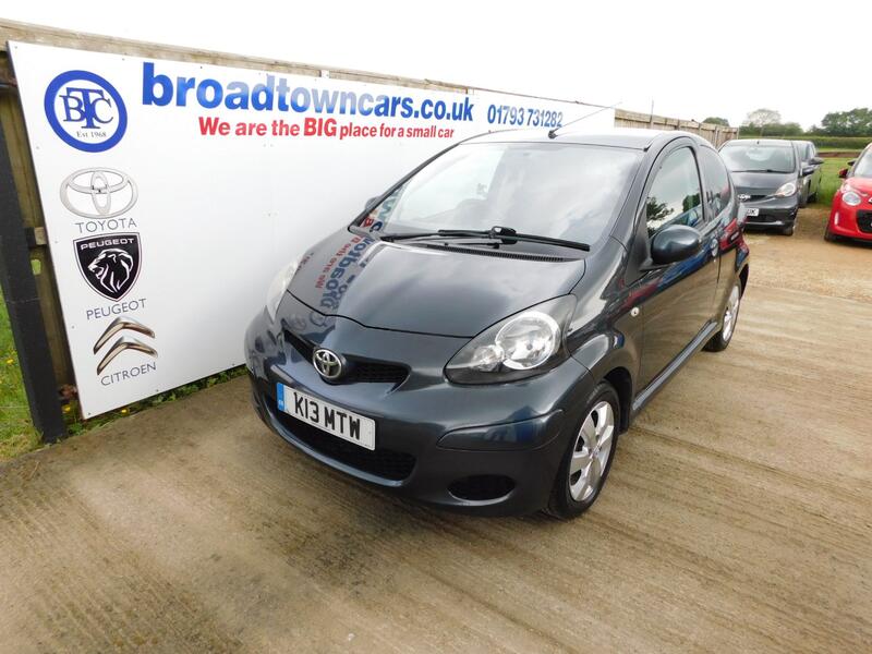 View TOYOTA AYGO 1.0 VVT-i Go