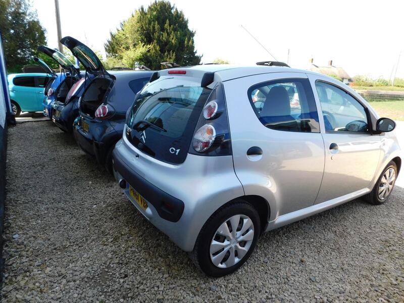 View CITROEN C1 1.0 i VTR