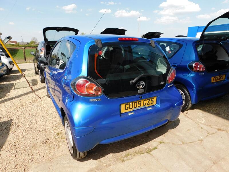 View TOYOTA AYGO 1.0 VVT-i Blue