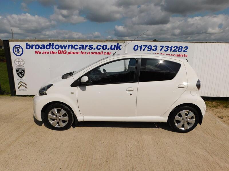 View TOYOTA AYGO 1.0 VVT-i Fire