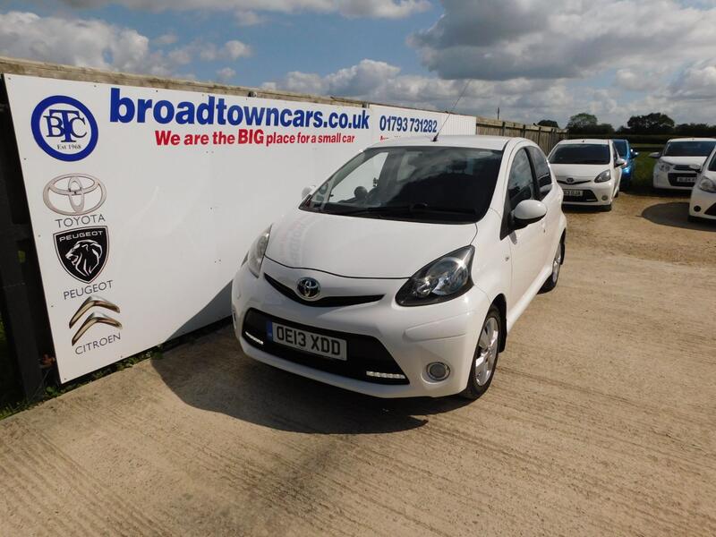 View TOYOTA AYGO 1.0 VVT-i Fire